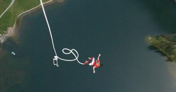 Bungee jumping