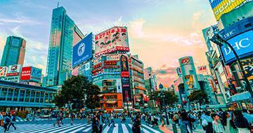 major traffic crossing in japan